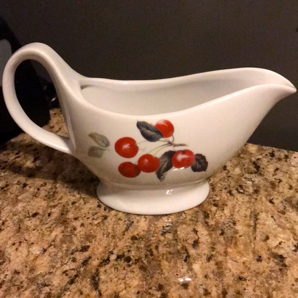NEW! BIA CORDON BLEU Catherine Gravy Boat